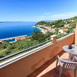 Summerheaven Apartment